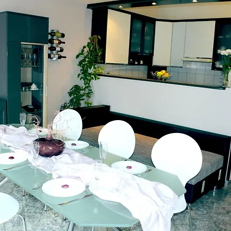 Edi Mit Zwei Balkonen By Interhome *